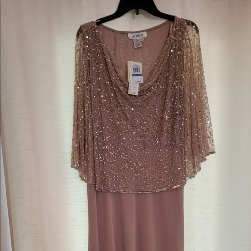 NWT Dusty Rose JKARA Gown - Size 16